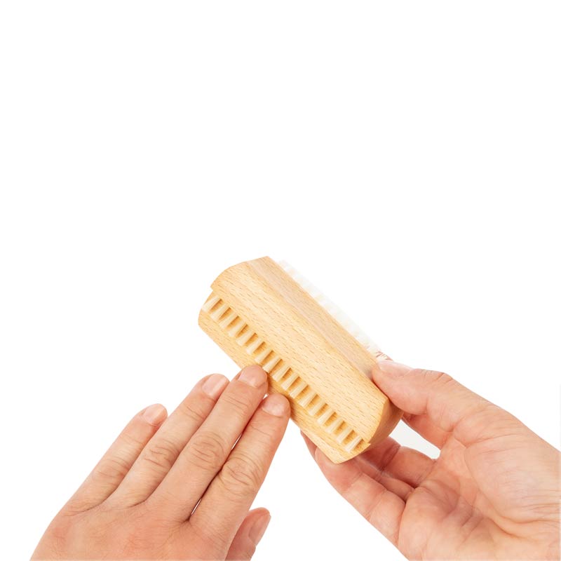 Hand- & Nagelbürste Naturborste aus Buchenholz