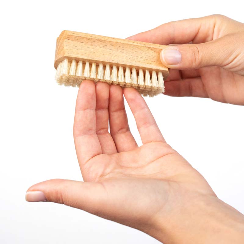 Hand- & Nagelbürste Naturborste aus Buchenholz