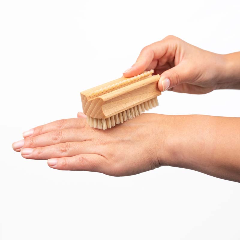 Hand- & Nagelbürste Naturborste aus Buchenholz