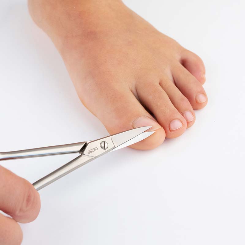 Fußnagelschere gezahnte robuste Schneide 13.5 cm