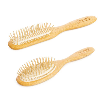Hairbrush with wooden pins made of beechwood for thick hair