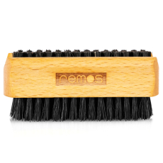 remos hand and nail brush Wild Boar feels good and removes even stubborn dirt