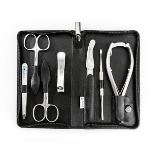 remos manicure set Boreas black equipped with instruments made of stainless steel