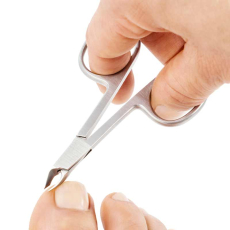 cuticle nipper in scissors shape - stainless - 8 cm
